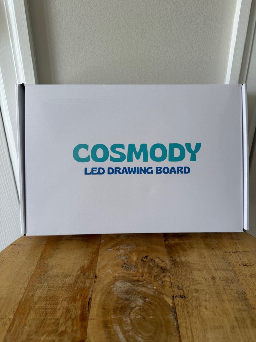 COSMODY LED Drawing Board - White with Teal Logo